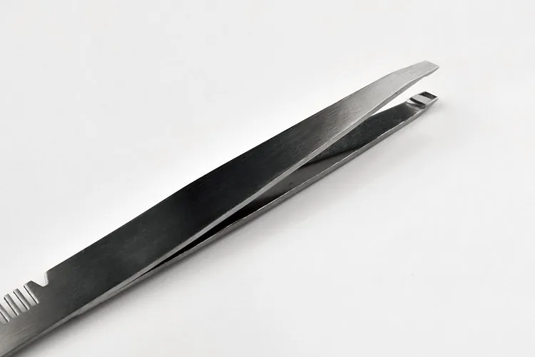 Grzebień pęseta do brwi dla dziewczynki makijaż Forcep szczypce ze stali nierdzewnej brwi gwintowanie klips do rzęs do portfela na oczy przybory kosmetyczne