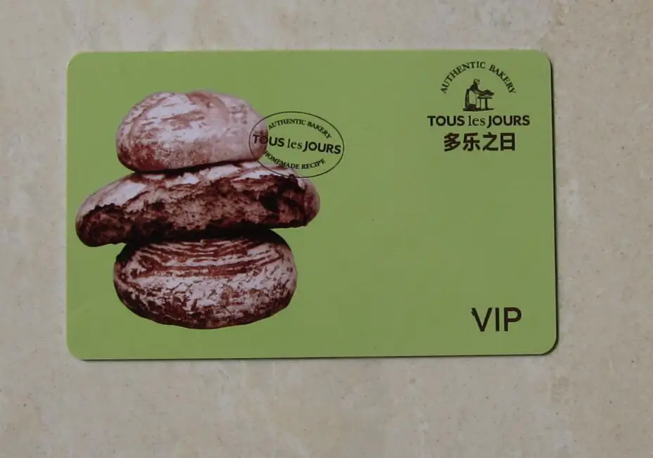 1000pcs/lot factory price  0.76mm thickness glossy surface effect plastic pvc printing hotel vip card