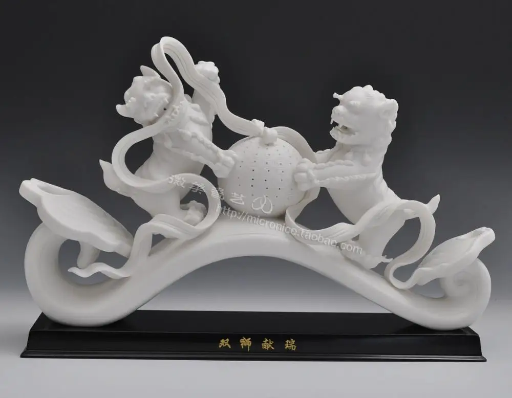 Greetings masters collection Shuangshi ceramic decorative ornaments animal lion entrance lovely Dehua Ruyi