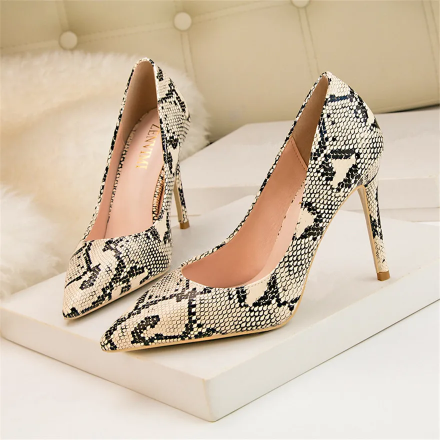 2024 Sexy Snake Print Stiletto Women Pumps Autumn Ladies Pointed Toe Party White Brown Serpentine Shallow High Heels Shoes Woman