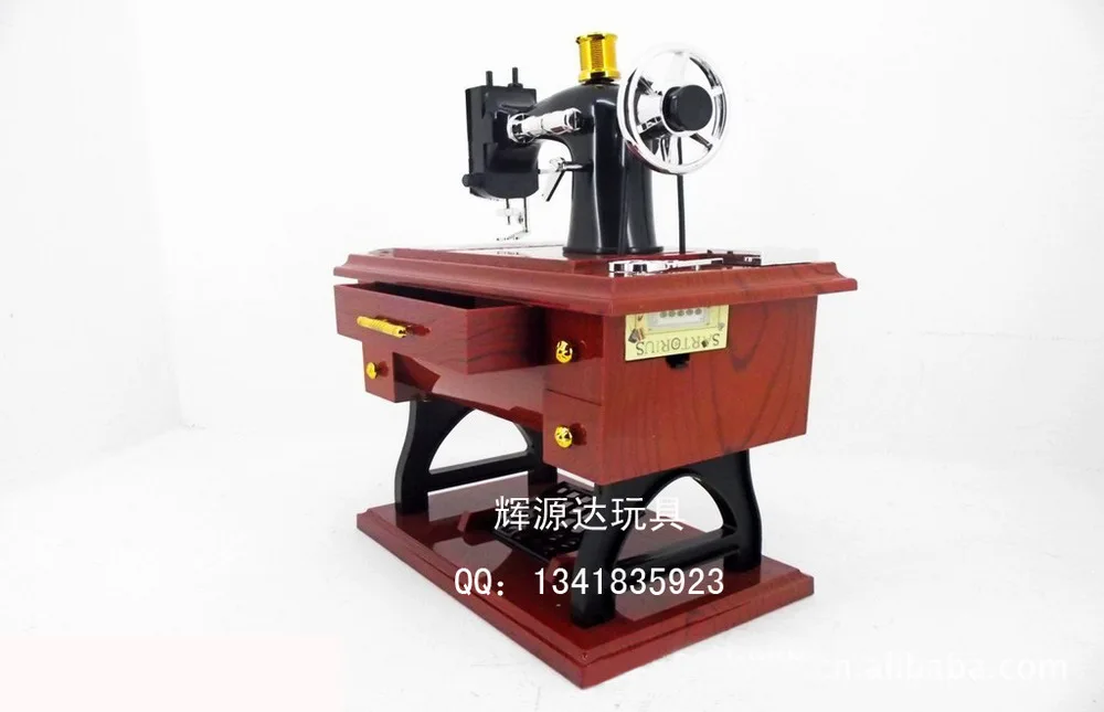 YL2020 oversized sewing shape music box music box music box electric sewing machines