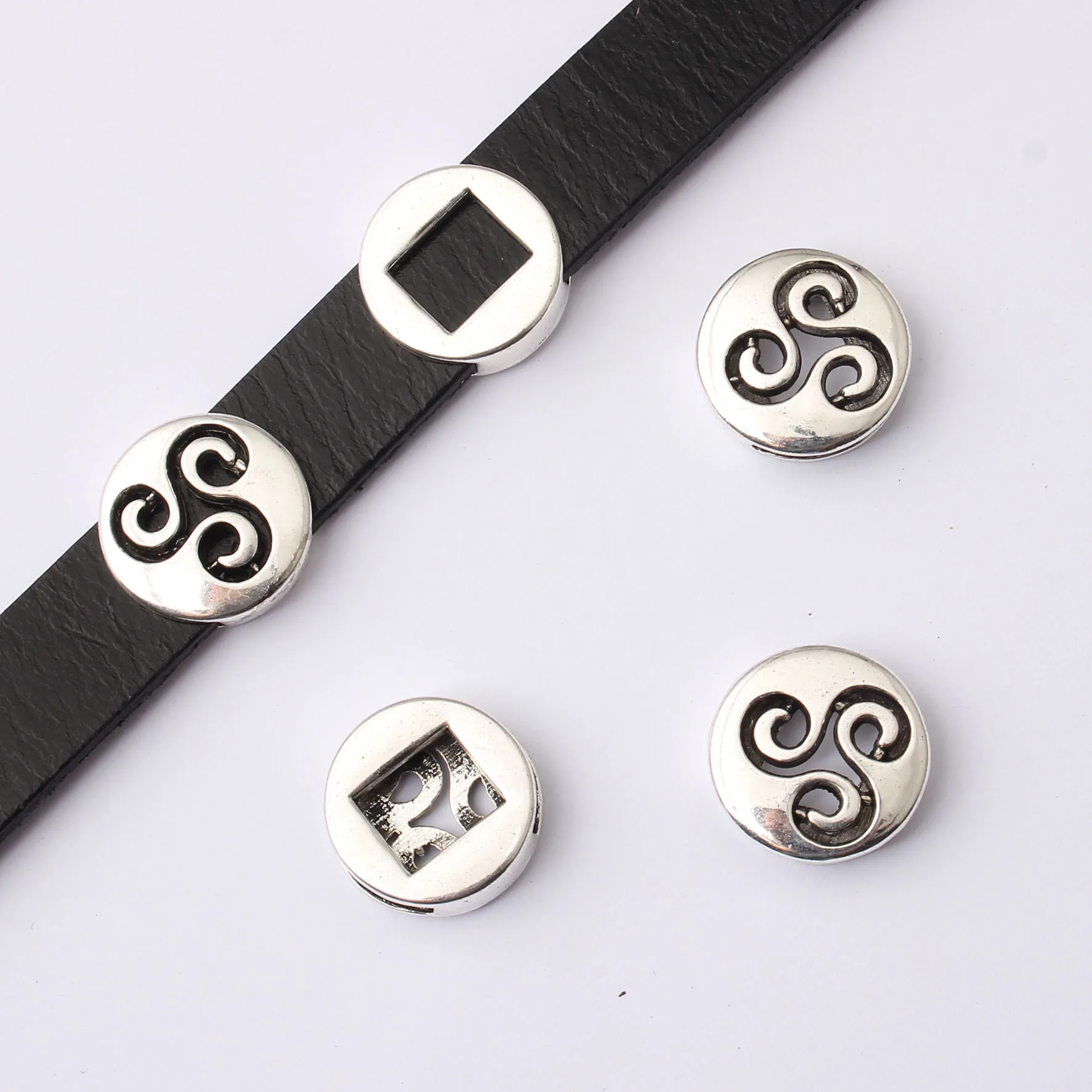 20pcs Triskele Triskelion Triple Spiral Slider Spacer Beads For 13mm Flat Leather Cord Jewelry Making Findings