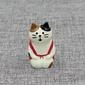 Lucky Cat Sitiing