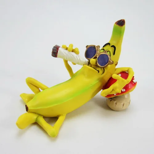 Banana Man Smoking Cigarette Funny Resin Collection Wretched Version Evil Banana Man Model Decoration Cool Stuffs Free Shipping