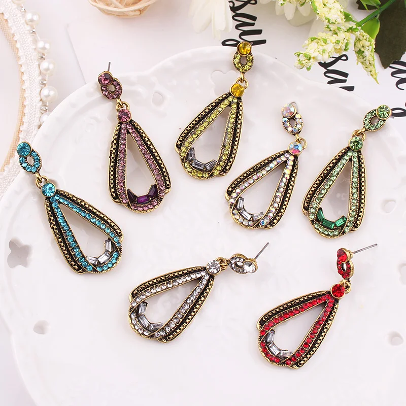 LUBOV Exaggerated Blue Crystal Lace Golden Metal Chain Dangle Earrings Women Personality Statement Drop Earrings Christmas Gift