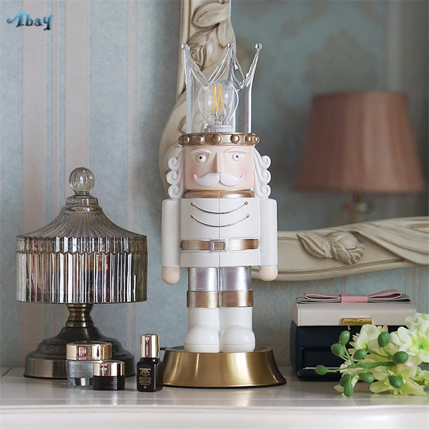 

Cartoon Walnut King Night Lights Children's Room Decoration Bedroom Dresser Night Desk Lights Bedside Resin Table Lamps Lighting