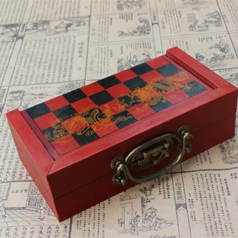 Chess Antique Three-dimensional Chess Resin Piece Small Folding Chess Board Set Travel Entertainment Gifts Parent-child