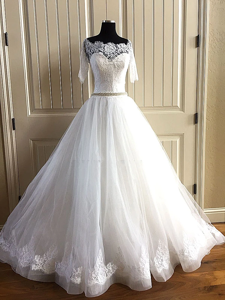 Ball Gown Designer Wedding Dresses 2019 vestido de noiva Long Train Half Sleeves robe de soiree Boat Neck Lace Up Back with Sash