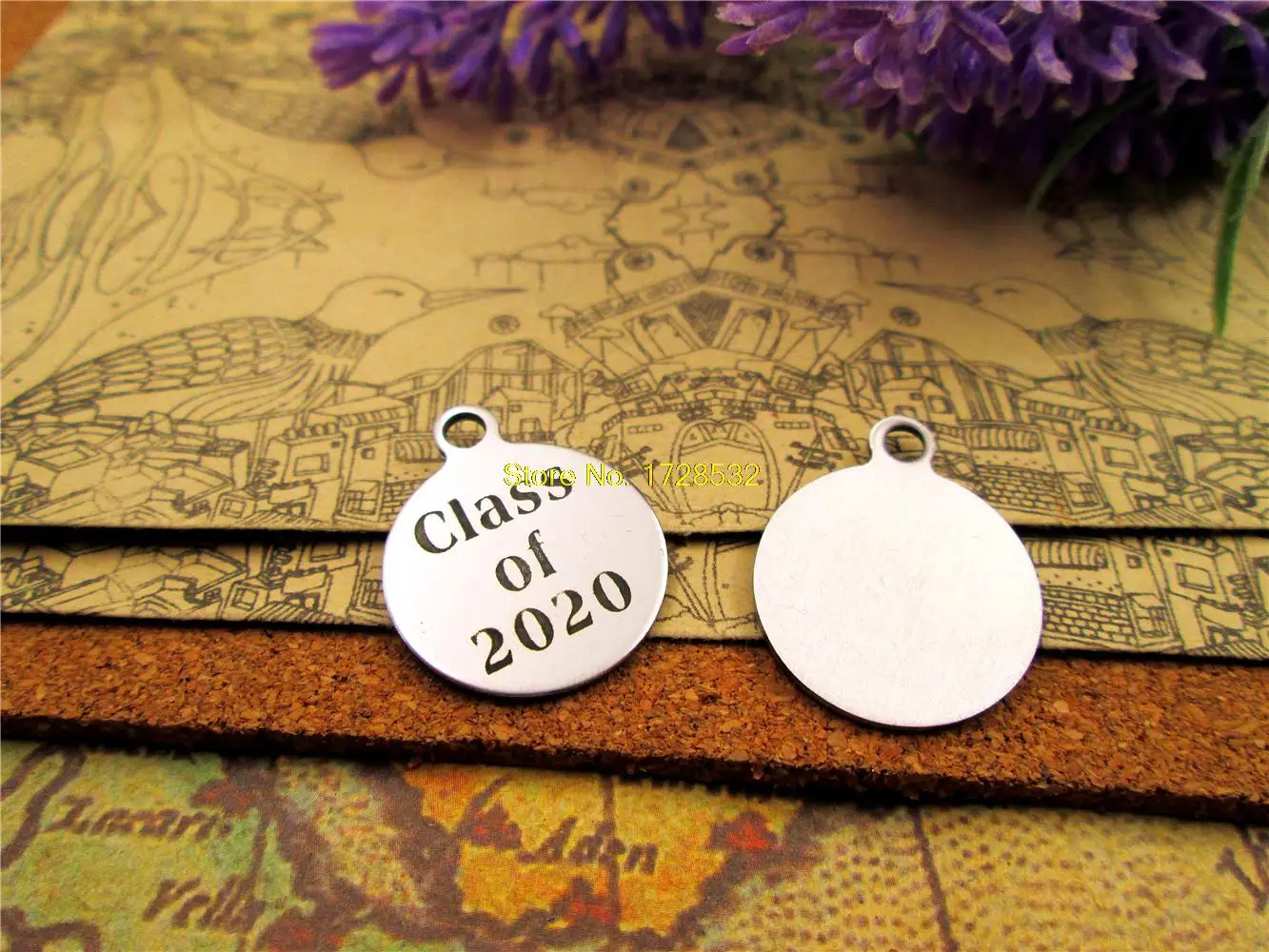 

20pcs--20mm stainless steel circle round "class of 2020" one side DIY Charms Pendants