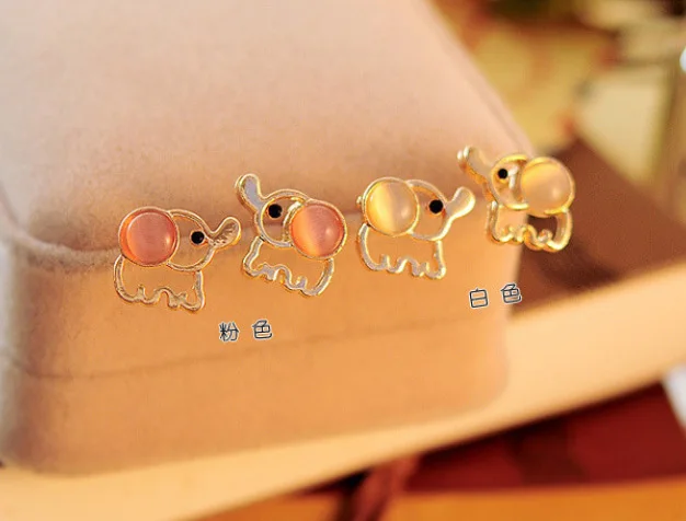 Women Gold Color Cute Elephant Stud Earrings White Pink Rhinestone Cat Eye Stone Opal Stud Earring Ear Party Animals Jewelry