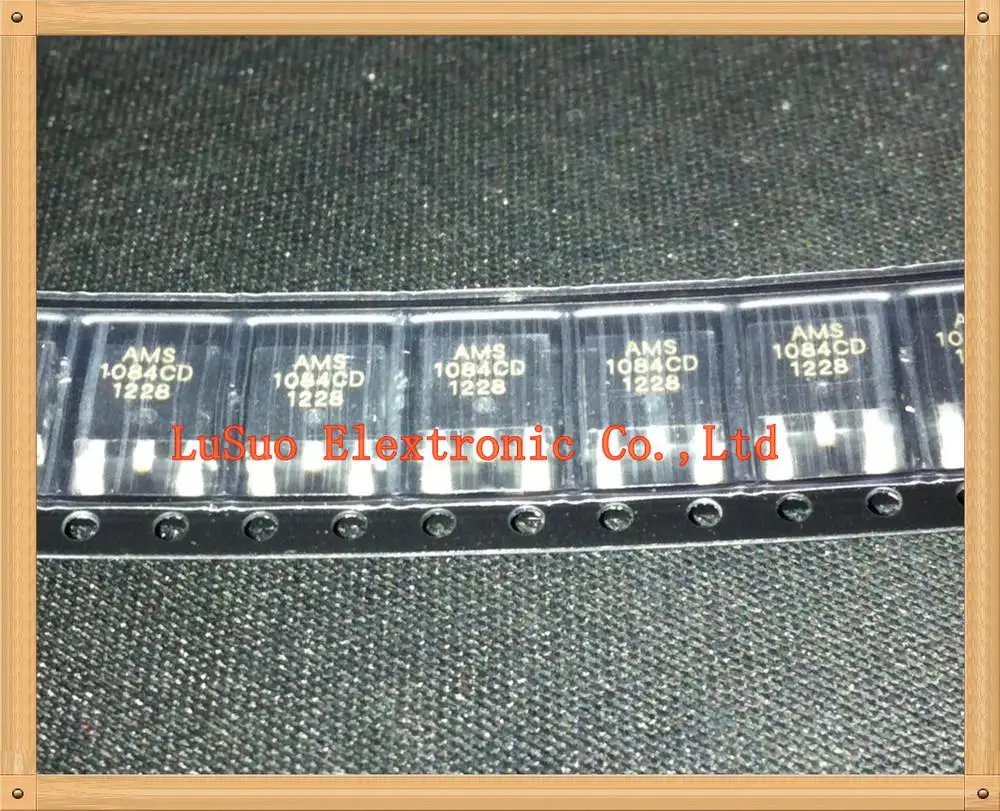 

25 шт. AMS1084CD AMS1084 1084CD TO252 новый оригинальный