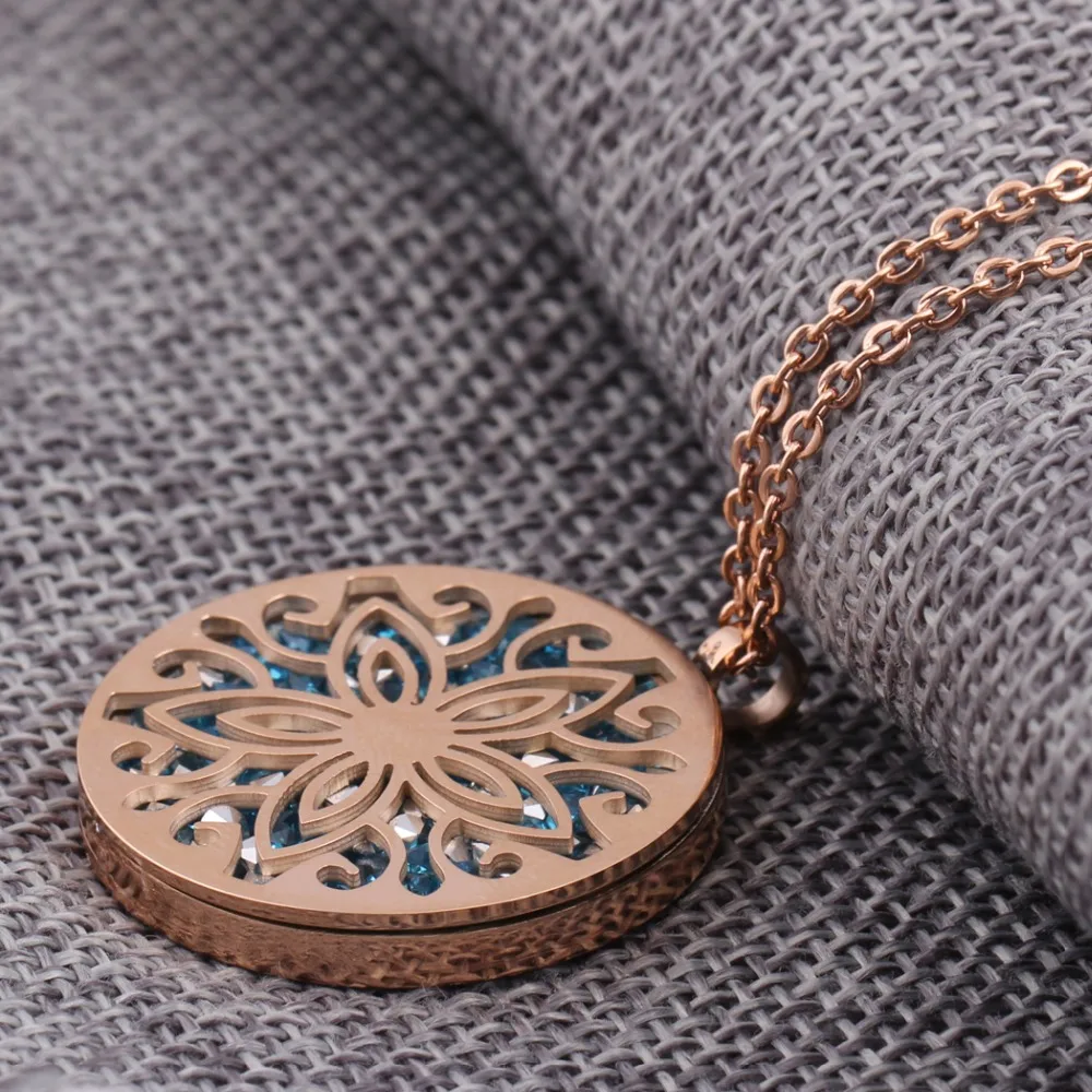 New Stylish Fashion Flower Pendant Necklace With Full Blue Crystal Jewelry For Women Necklace Rose Gold Color Stainless Steel