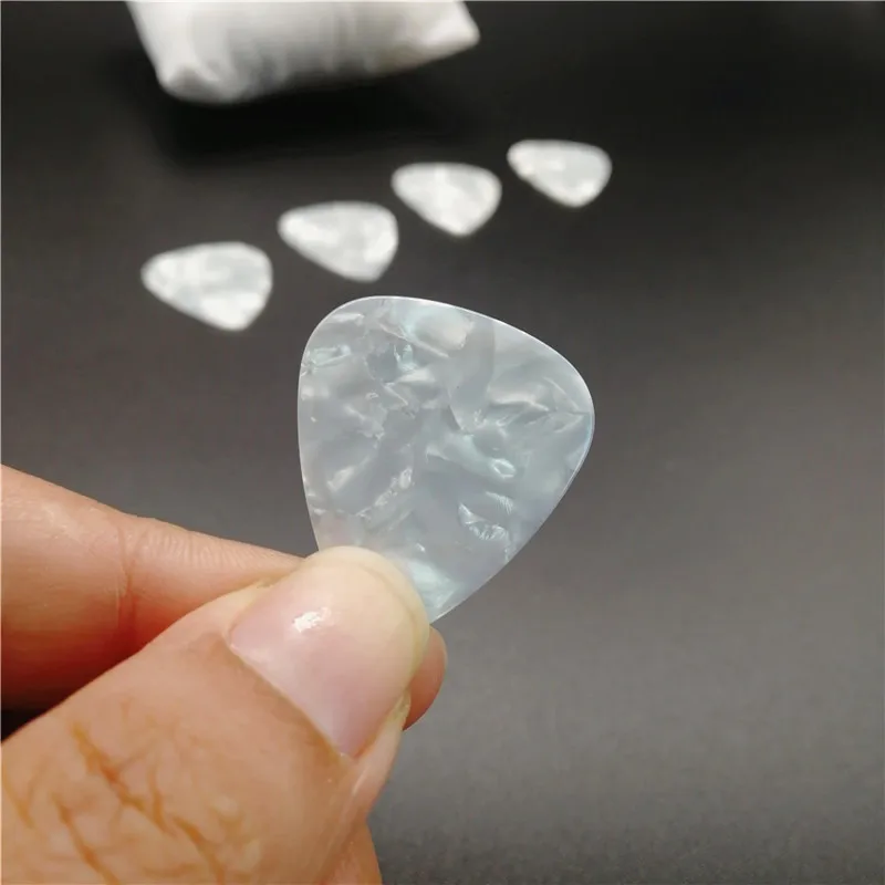 White Pearloid Guitar Picks, Celluloid, Different Thickness, Plectrum, Best Price, 100Pcs