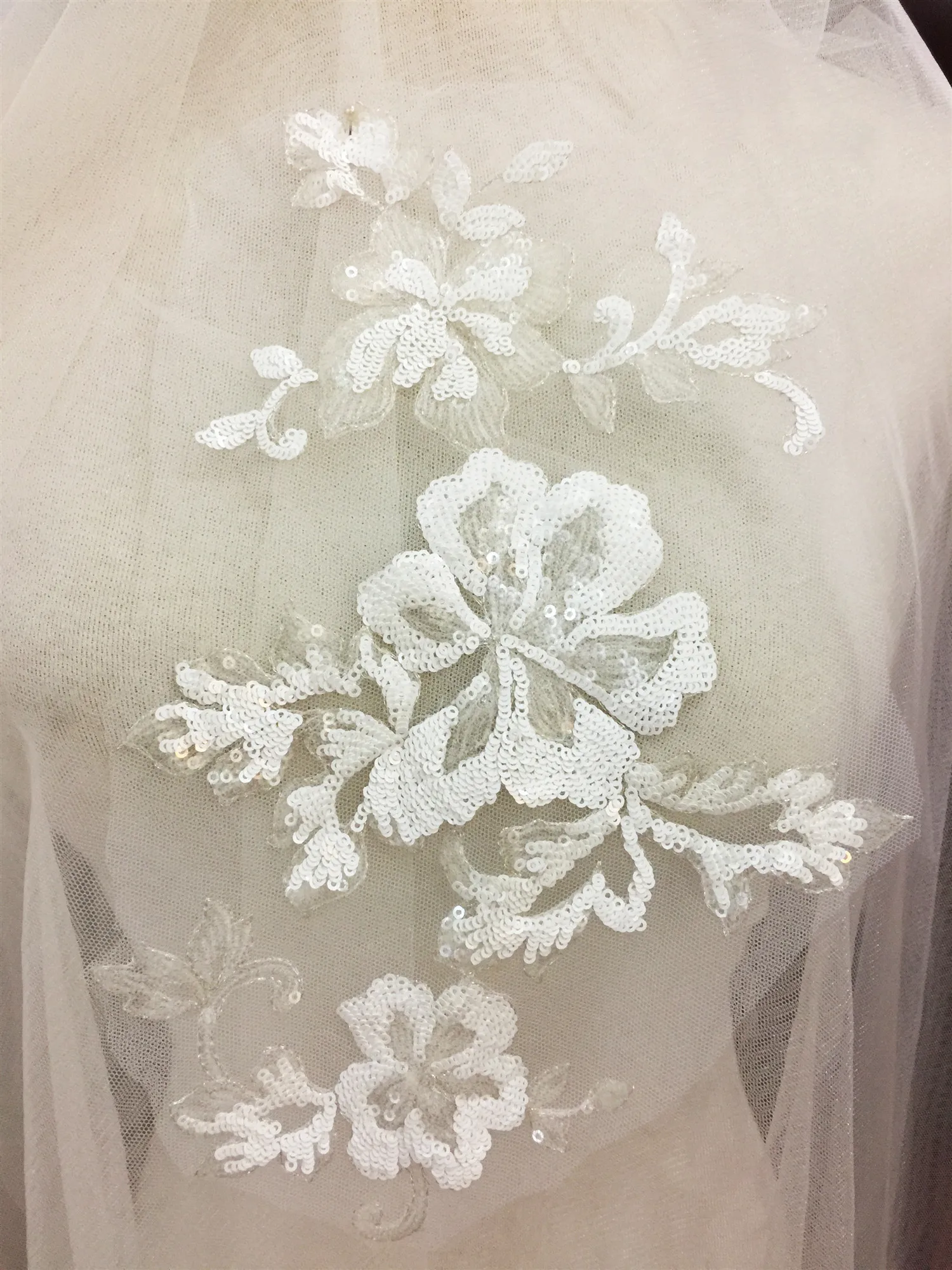 Pailletten-Stickerei-Spitzenblumen, handgefertigte Materialien, Kleidung, Dekoration, Laufsteg, Bühnenauftritt, RS2619, 6 Stück pro Los – Detail 13