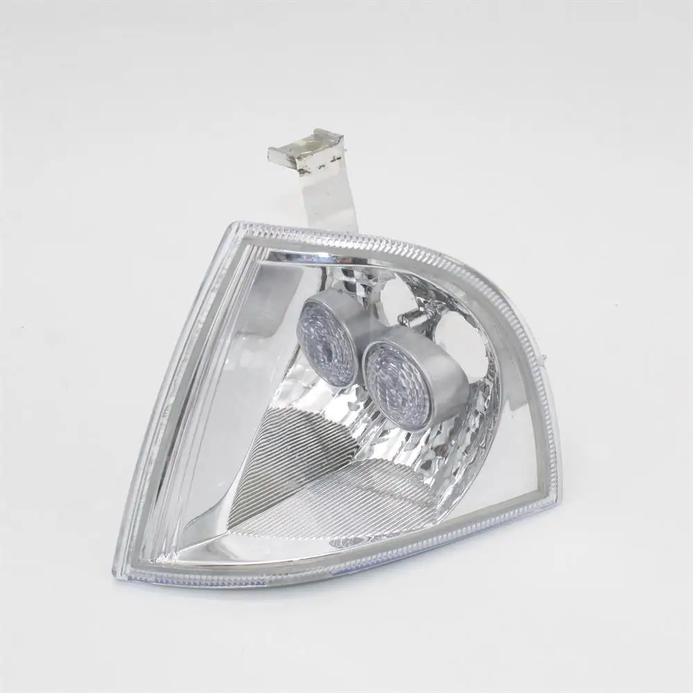 For Octavia A4 MK1 1996 1997 1998 1999 2000 2001 2002 2003 2004 2005 2006 2007 2008 2009 Front Turn Signal Flasher Corner Light