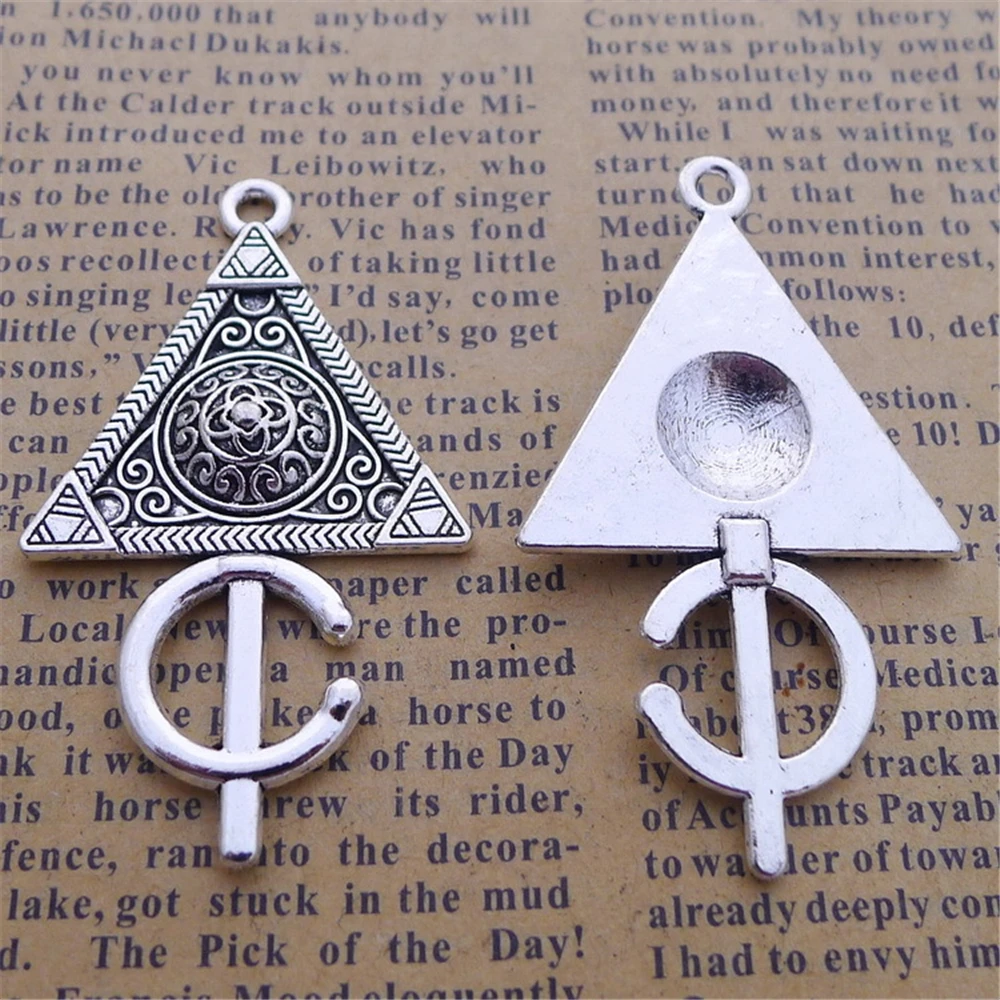 Nostalgia Deathly Hallows Alloy Colored Tibetan Silver Charms Triangle Witchcraft Diy Pendant 19*35mm