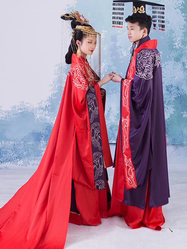 Chinese Traditional Wedding Hanfu Costume Set for Bride and Groom Qin Han Dynasty Long Tail Couple Wedding Costume Embroidery