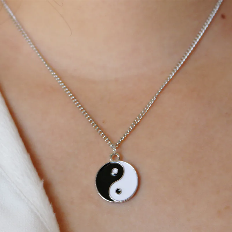 New Taichi Pendant Necklaces Bijoux Collares for Women Men Yinyang Ba Gua Necklace China Tattoo Chain Colar Wholesale Neck Decor