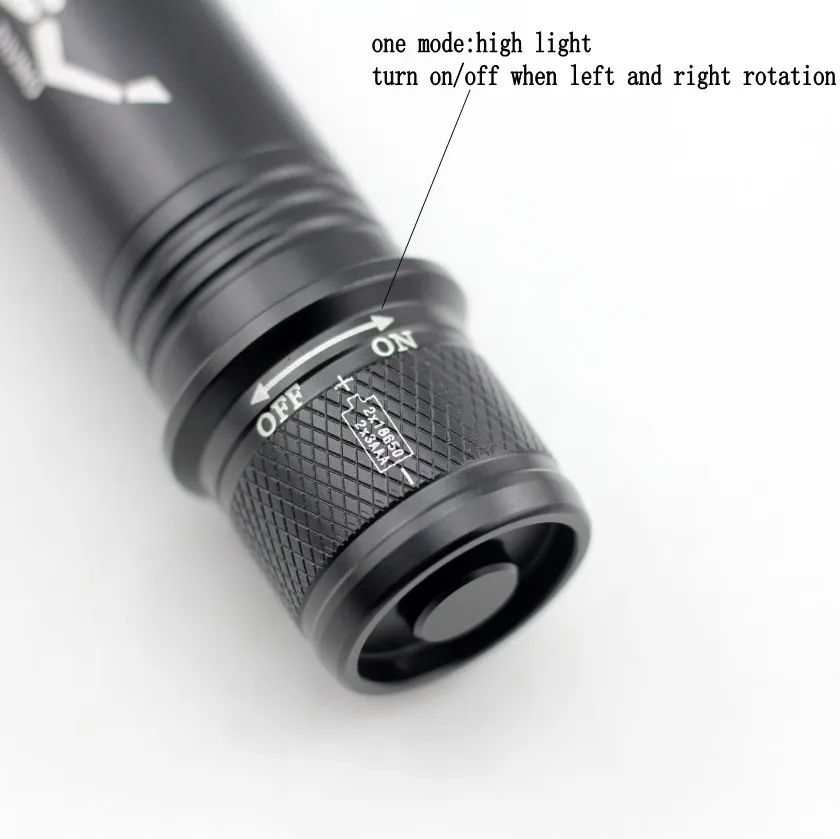 XM-L2 tactical flashlight powerful waterproof underwater scuba diving zoom lantern fill light torch T6 white light LED camping