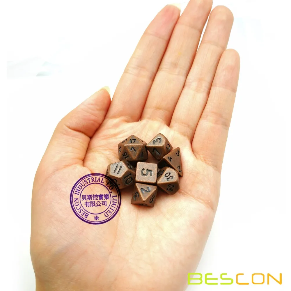 Bescon conjunto de mini dados de metal, 10mm, metal sólido, cobre antigo, mini metálico em poliéster, d & d, rpg, miniatura, 7 conjuntos