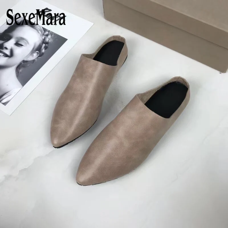 SexeMara fashion Luxury design Pointed Toe Women\'s Slippers Sandals genuine leather Flip Flops Female Pure color Flat shoes