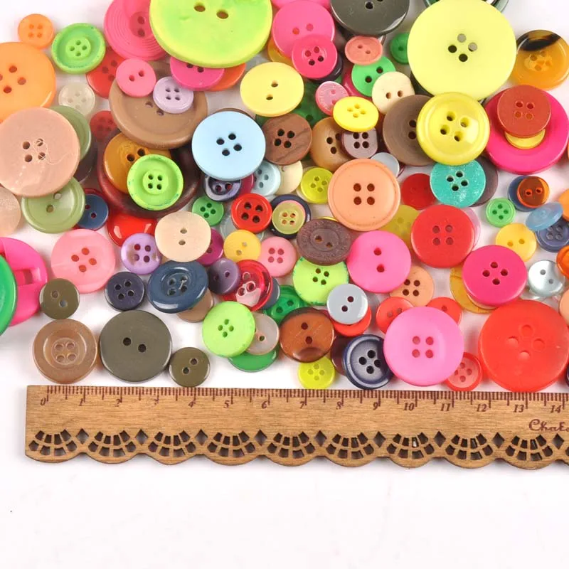 2019 ins hot 50pcs mixed Flatback Dyed Plastic sewing buttons for kids Scrapbooking DIY Craft handicrafts ornament cp2240