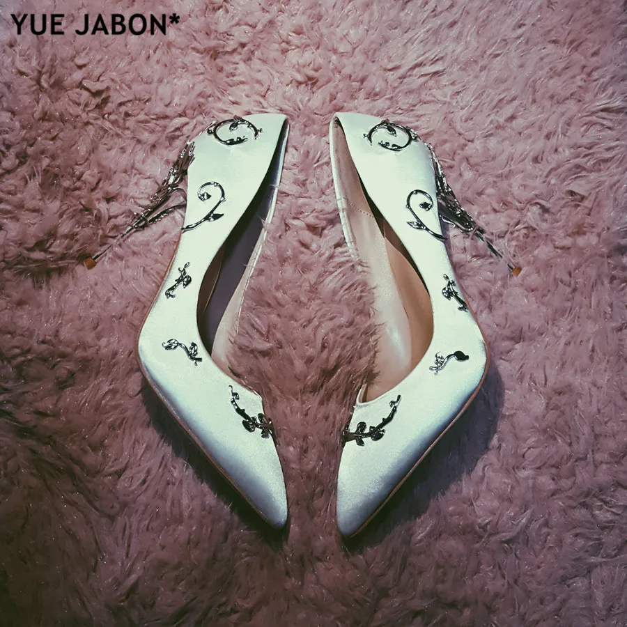 Elegant Silk Women Pumps High Heels Rhinestone Flower Wedding Pumps Brand Design Pointed Toe High Heels Shoes Dress Shoes