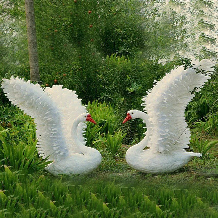 Realistic white or black swan / vivid and beautiful / ideal as garden decoration 65*100 cm