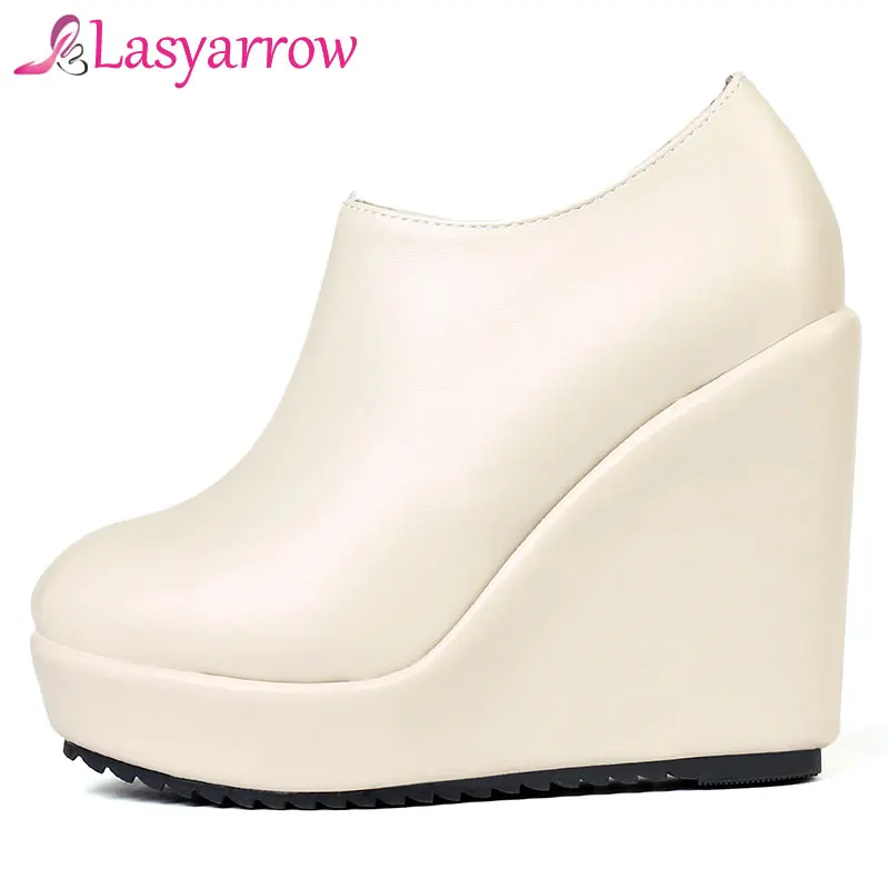 Lasyarrow Plus Size 32-43 Women's Autumn Shoes 2019 Spring Winter Wedge High Heels Pumps Round Toe Platform Ladies Dress Shoes