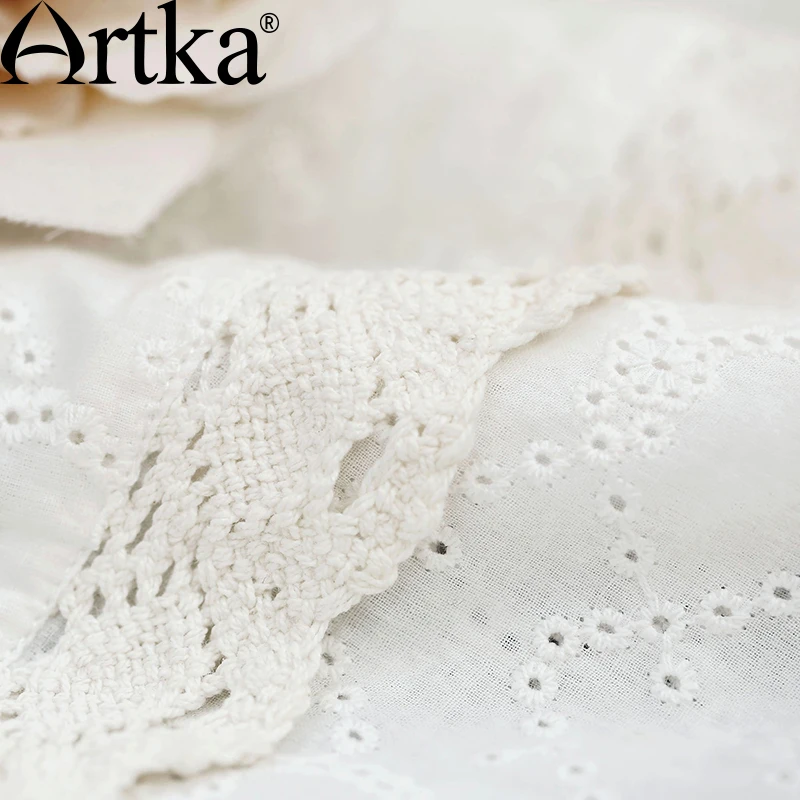 Artka Wanita Elegan Bohemian Medium Gaya Berdiri Kerah Lipit Ayunan Hem Lengan Panjang Katun SA14152C