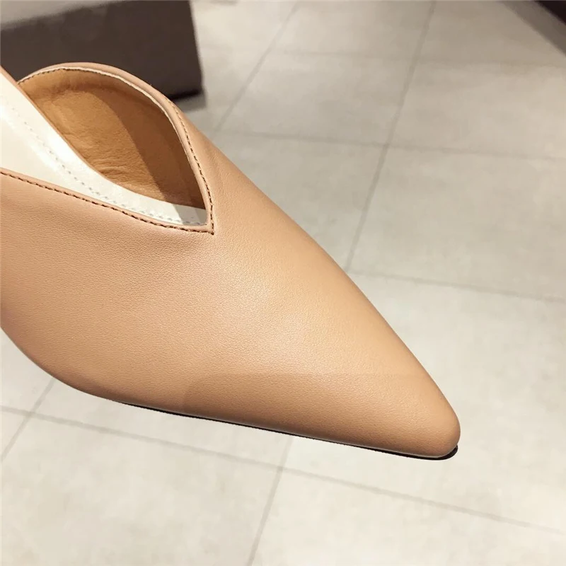 2021 Summer Fashion Women Pointed Toe Slipper Nude White Square Low Heels Outsides Ladies Slides Luxury Brand Beach Mules Shoes