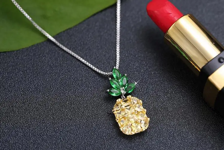 Sweet Pineapple Fruit Shine Cubic Zirconia Platinum Plated Ladies Pendant Necklaces Jewelry For Women No Fade Short Chains