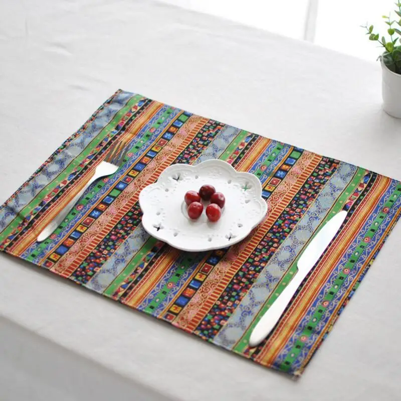 4pcs Upscale Pastoral cloth placemat table mat Western pad Placemats double thick mat slip-resistant pad Tea cloth AU376