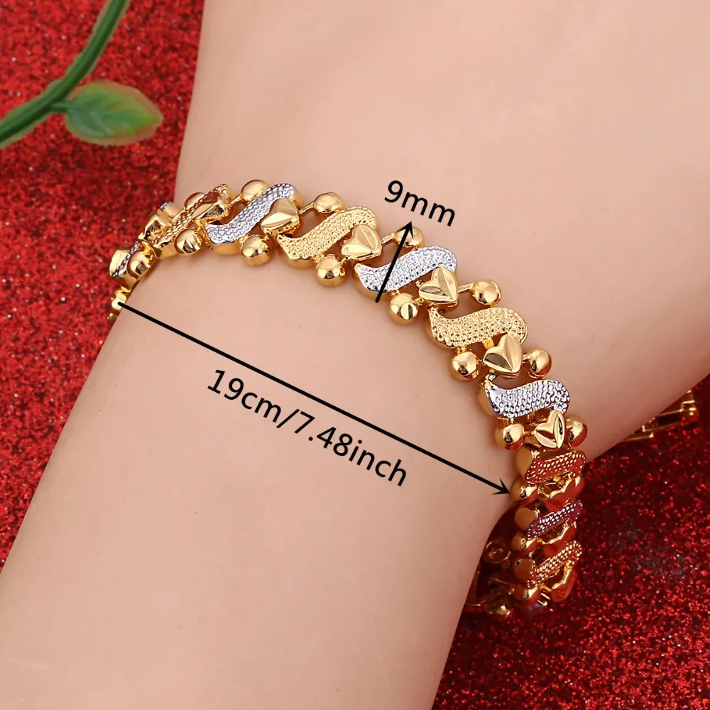 24K Vacuum Plated Luxury Design Gold Color Heart Pattern Cuff Unisex Wide Bracelet & Bangle