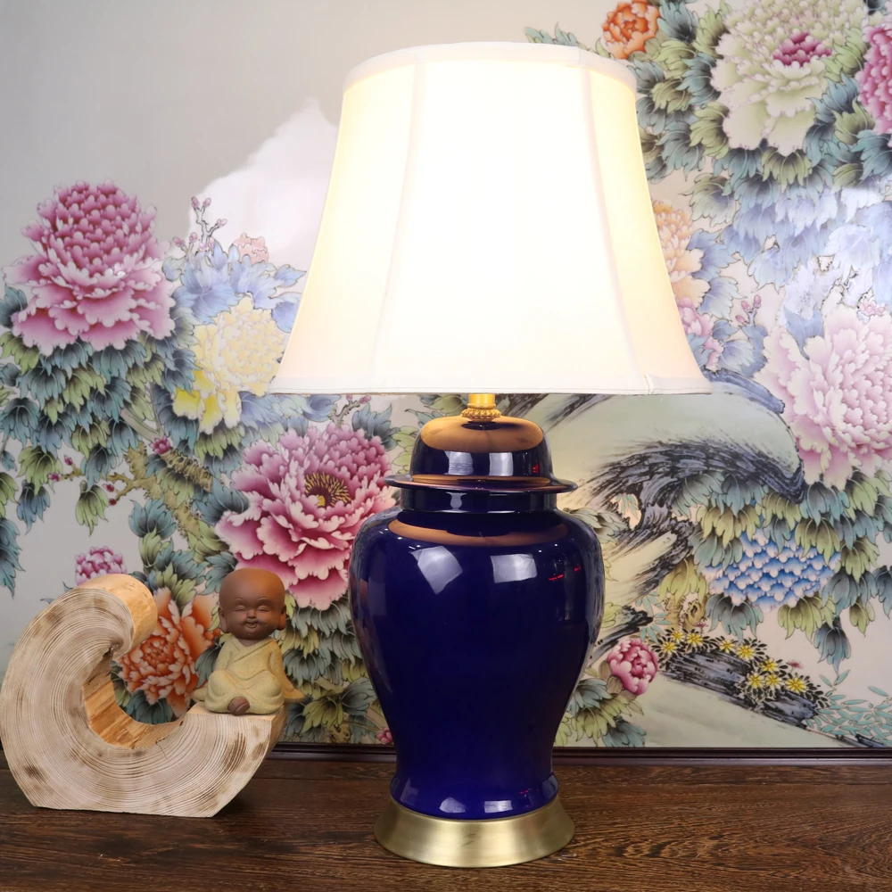 Art Chinese porcelain ceramic table lamp bedroom living room wedding table lamp Jingdezhen table lighting lamp