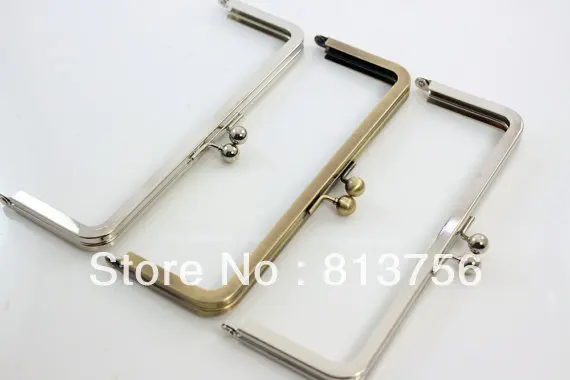 8 inches (20 x 7.5 cm) - Large Antique Brass Clutch Frame - 10 Pieces