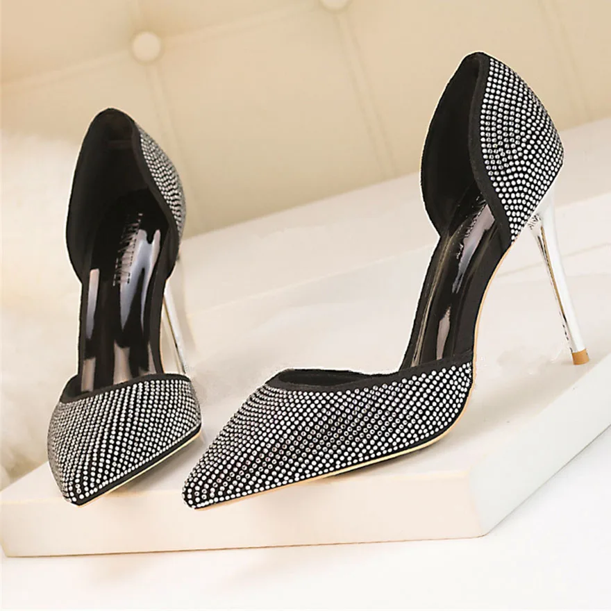 

2024 Fashion Crystal Shallow Korean High Heels Shoes Women's Pointed Toe Sexy Party Shoes Side Cut-Outs Show Thin Sandals Woman