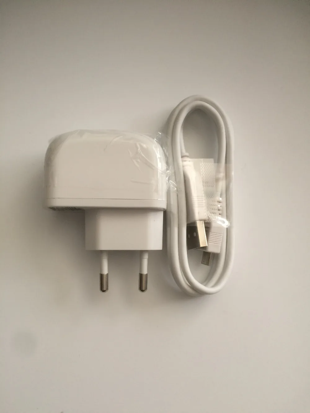 

Запасное зарядное устройство для путешествий + USB-кабель для Inew V3 Inew V3Plus, Бесплатная доставка + номер для отслеживания