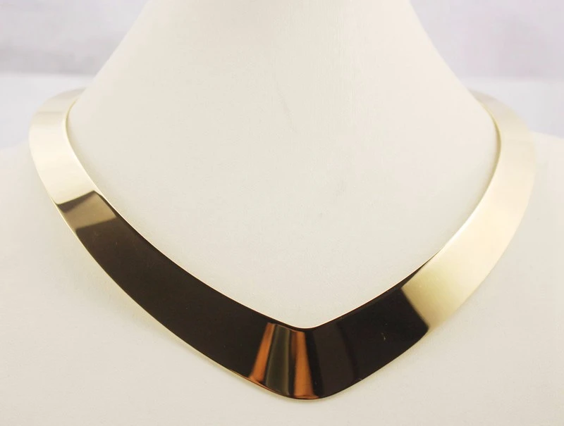 Hand-buffing Gold Color 316L Stainless Steel Statement Necklace Chunky Torques V Shape Clavicle Women Jewelry