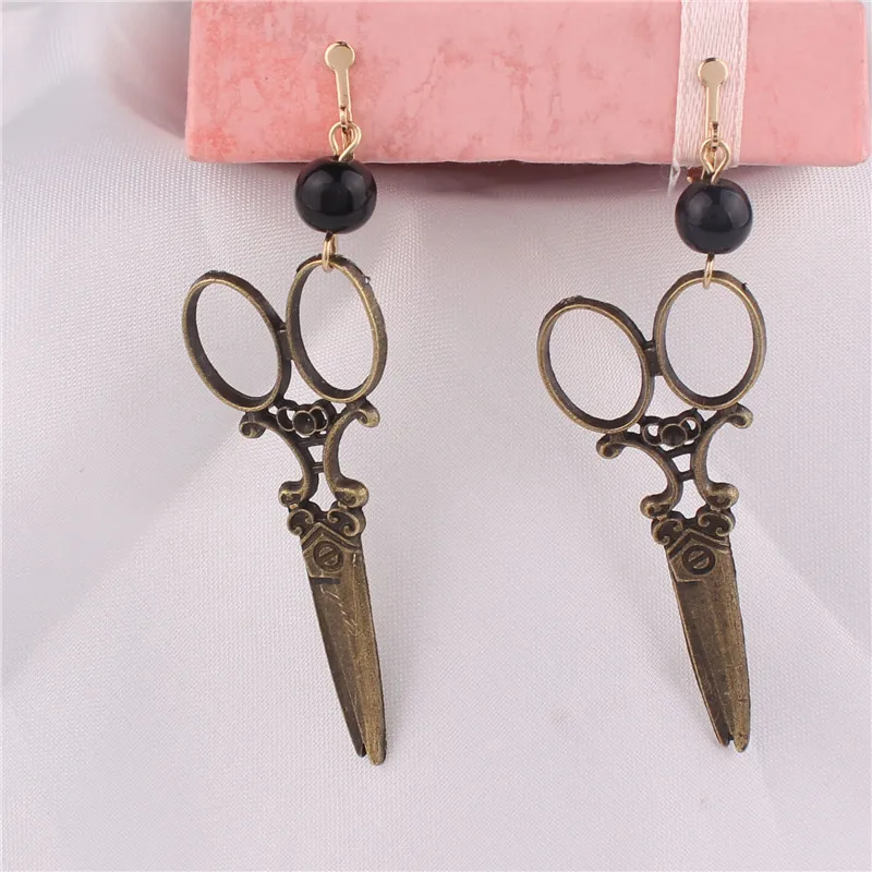 New Arrival Vintage Fashion Big Scissors Shape Clip on Earrings for Women Party Luxury Simulated Pearl Needn\'t Ear Hole Earrings