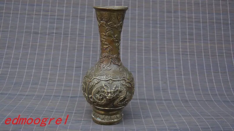 

Rare Old Qing Dynasty copper dragon vase,Exquisite Carved ornaments,Handmade crafts,collection& adornment,free shipping