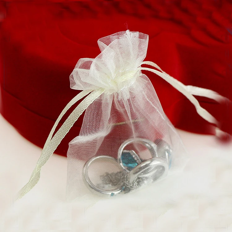 Sacs cadeaux beiges pour bijoux/mariage/noël/anniversaire/bracelets avec poignées, emballage en Organza, 7x9cm, 100 pièces