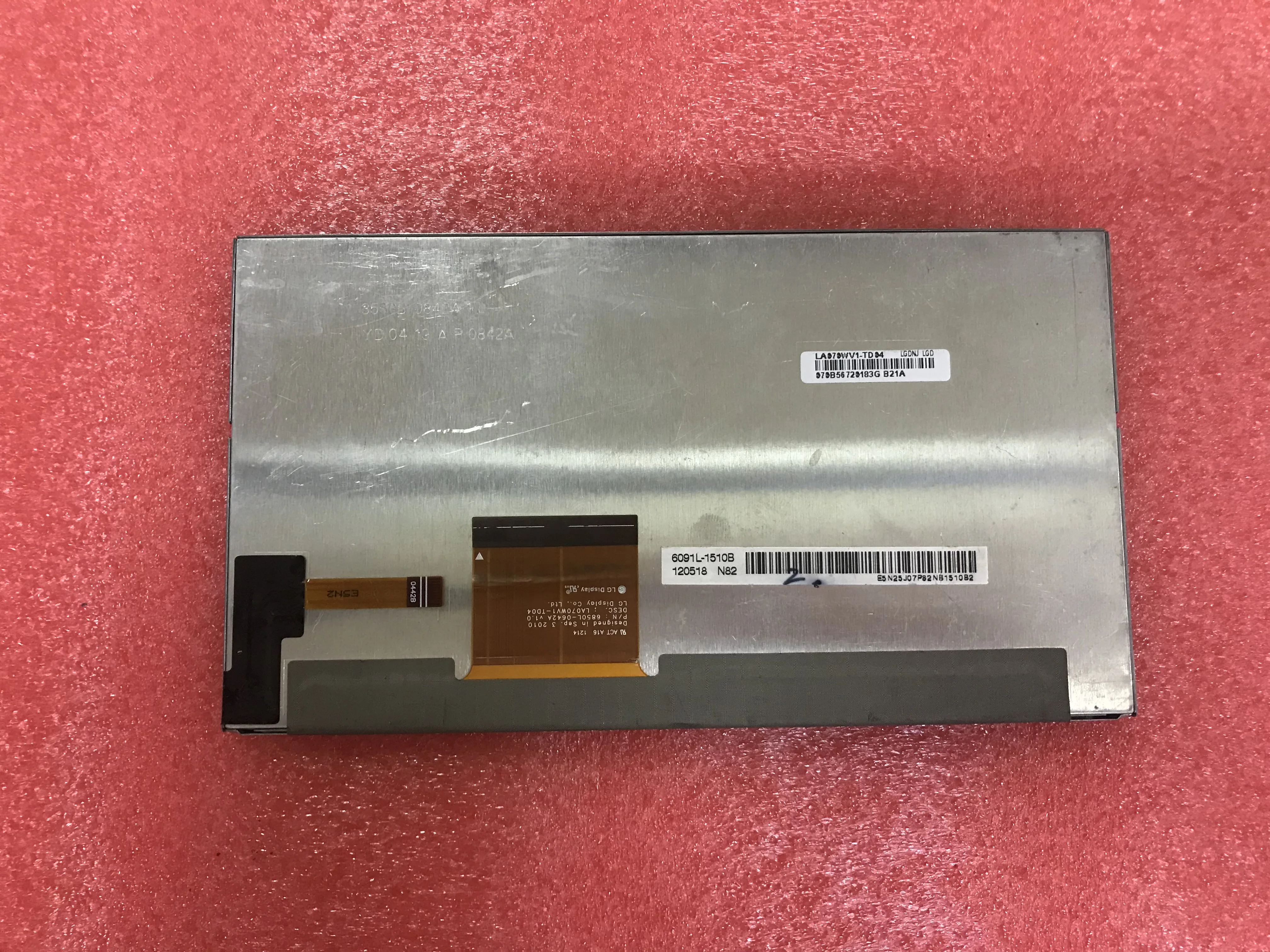 

LA070WV1-TD04 7.0 INCH LCD Display,new&original in stock