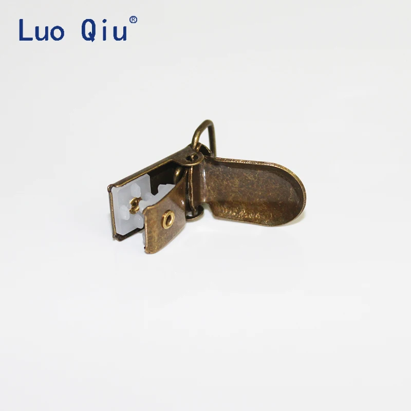 Luo Qiu 15mm 0.6 Inch Baby Round Metal Pacifier Clip Suspender Pica Holders Clips Antique Bronze Garment Accessories 50pcs/lot