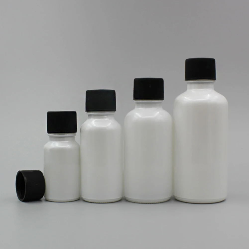 Unique Packaging Cosmetics with Different Screw Cap,30ml Empty Pearl White Glass Bottle