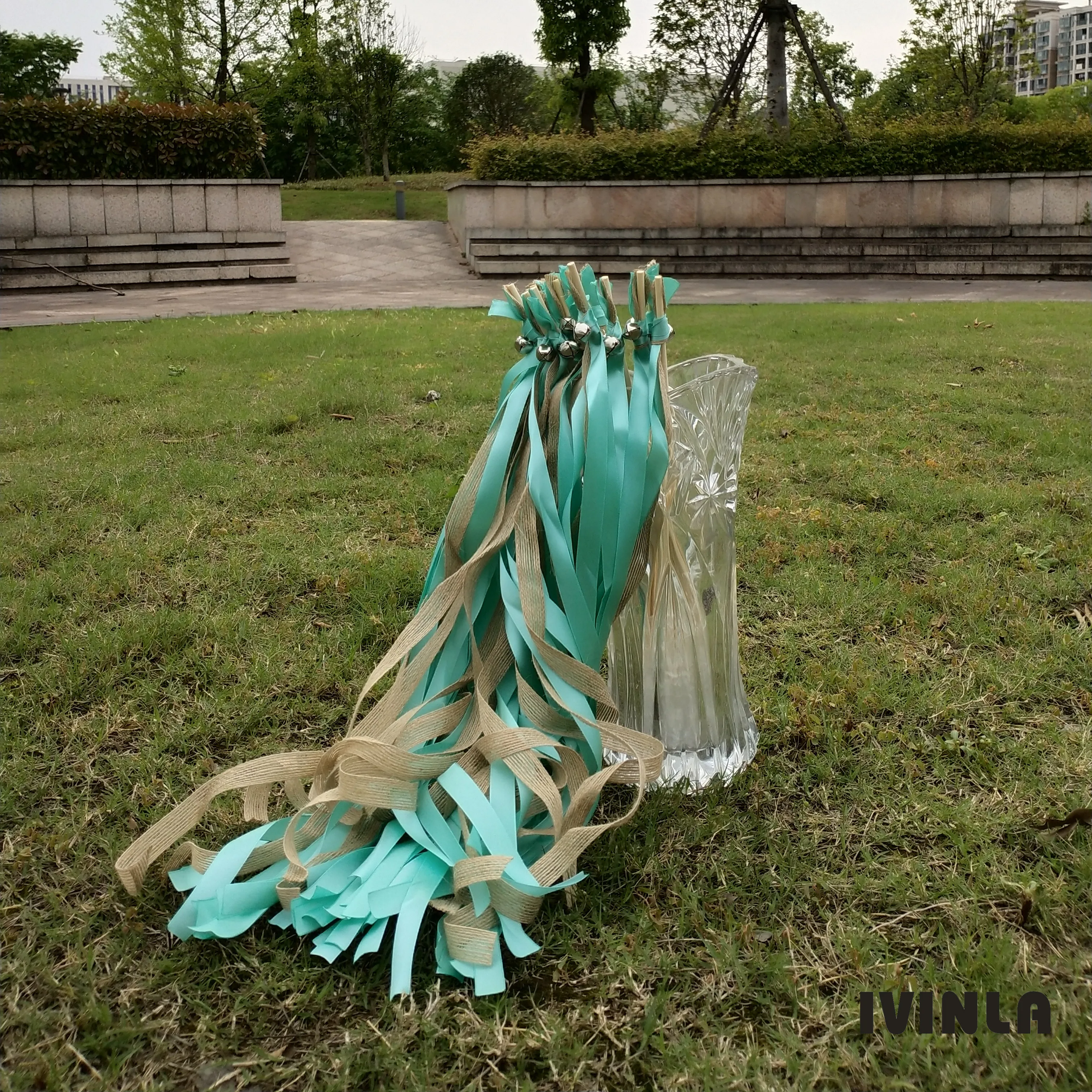 50pcs/lot  green jute Wedding Ribbon Wands with bell for wedding decoration