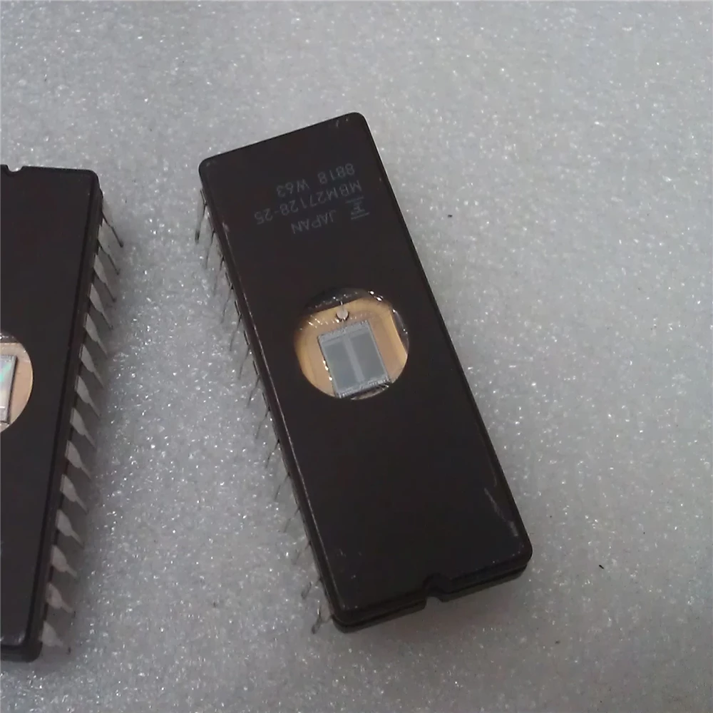 MBM2212-20 MBM27128-25 MBR3045WT MBR10100 nuevo original 10 unids/lote