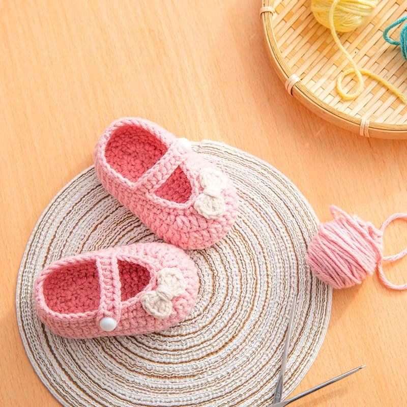 QYFLYXUEQYFLYXUE-  Handmade crochet wool Crochet knitted baby shoes, sandals garden shoes, newborn shoes, baby gifts