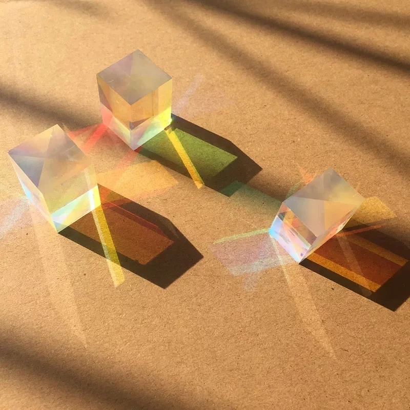 10x10x10mm  K9 X-Cube Prism Lens For Physical Experiments and the projector