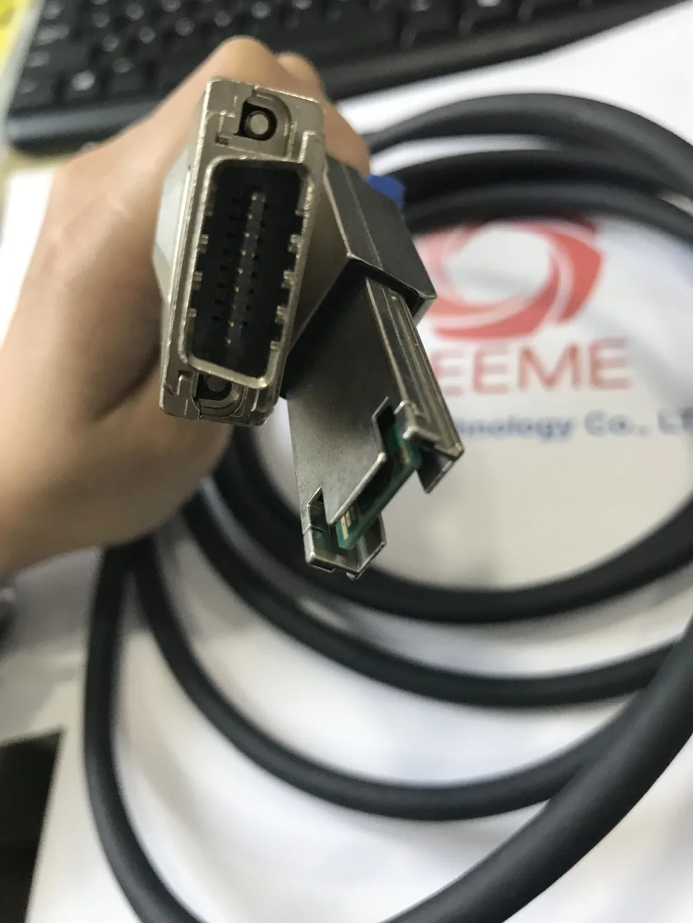 2 meters SFF-8088 to SFF-8470 external SAS Cable